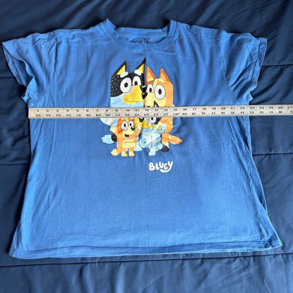 Bluey Family Graphic T-Shirt Size XL - Picture 5 of 5